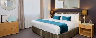 cheap rooms in melbourne Treasury on Collins Apartment Hotel Melbourne