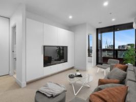flat rentals melbourne Paramount Residential, Melbourne CBD Real Estate Agent