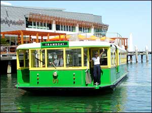 boat dinners in melbourne Melbourne Tramboat Cruises