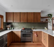M.J. Harris Group | Hughes Parade Mid Century 70's Inspired Green Kitchen Renovation | Melbounre Interior Design Home Renovation and Exentions12
